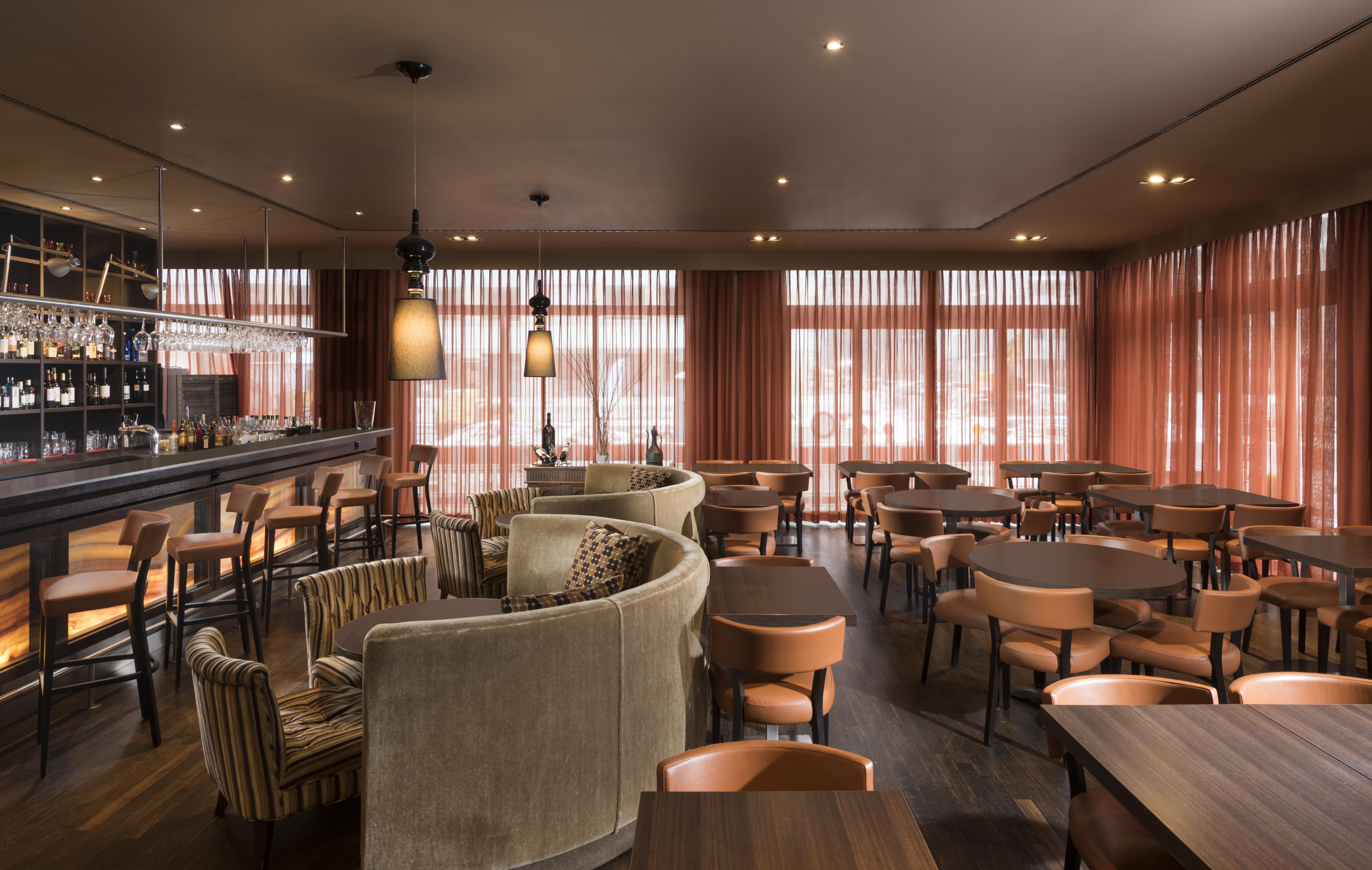 Adina Apartment Hotel Berlin Checkpoint Charlie — Kuvat 1